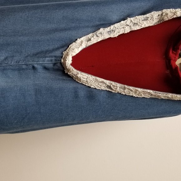 Handmade Soft Jeans Jumper with lace Pockets - Picture 3 of 3